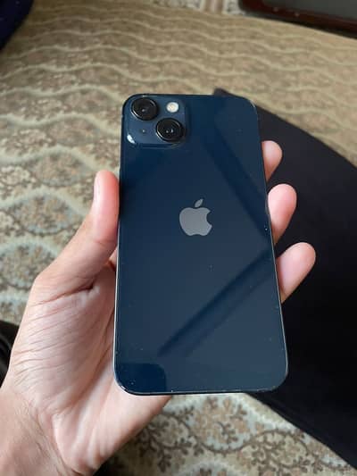 Apple iPhone 13