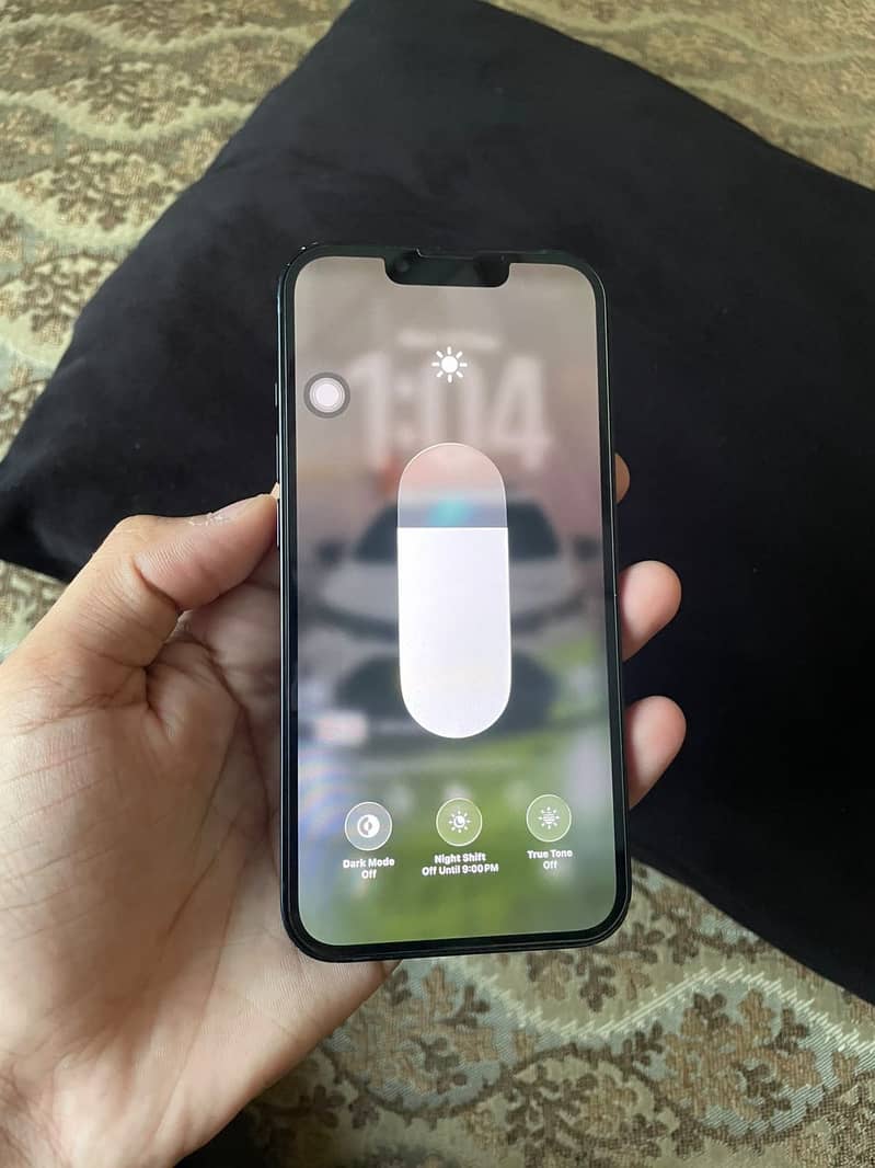 Apple iPhone 13 1