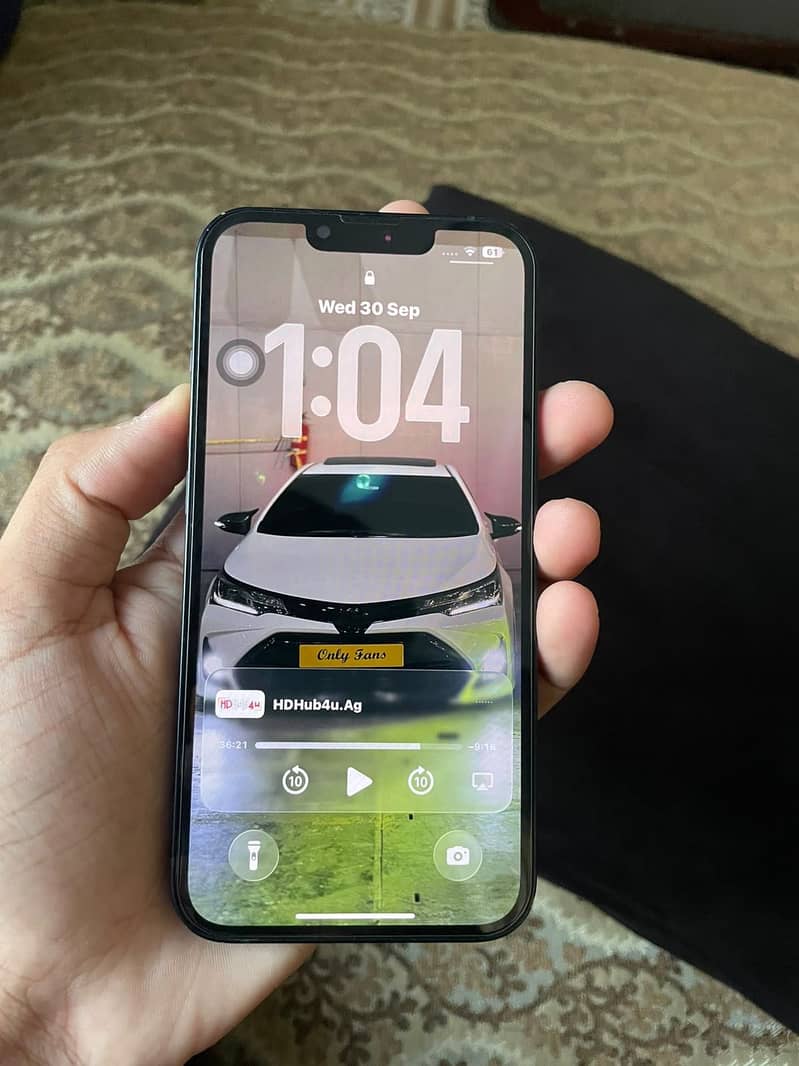 Apple iPhone 13 2