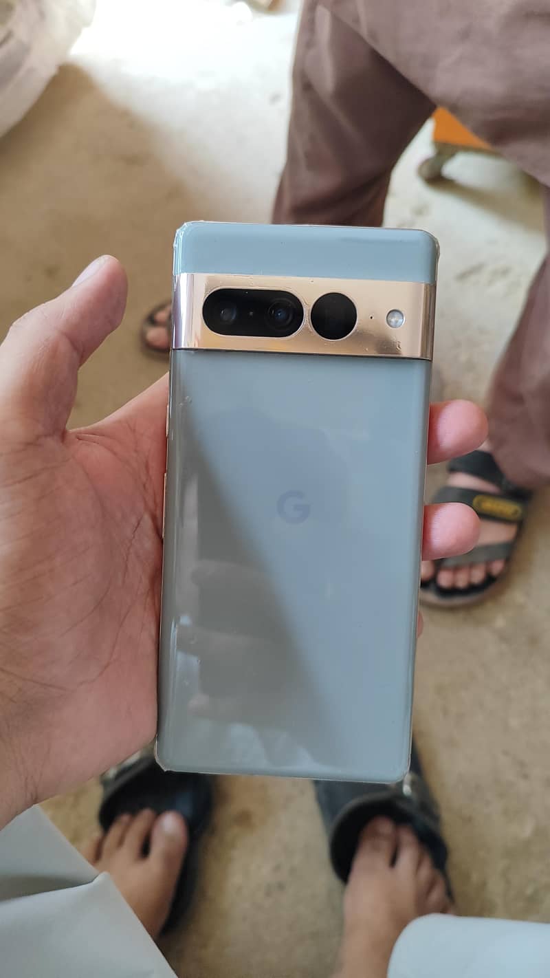 Google Pixel 7 Pro 2