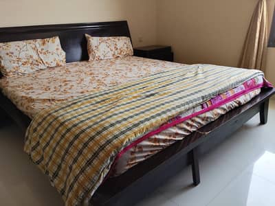 Queen Size Bed Set with Side Tables & Mirror Dressing Table