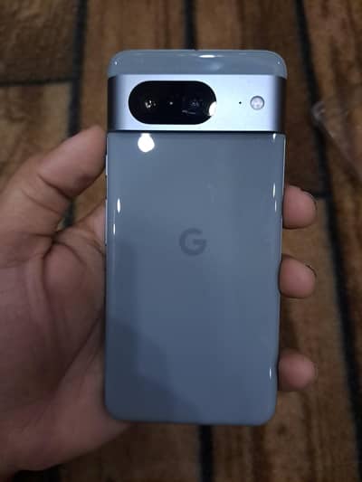 Google Pixel 8