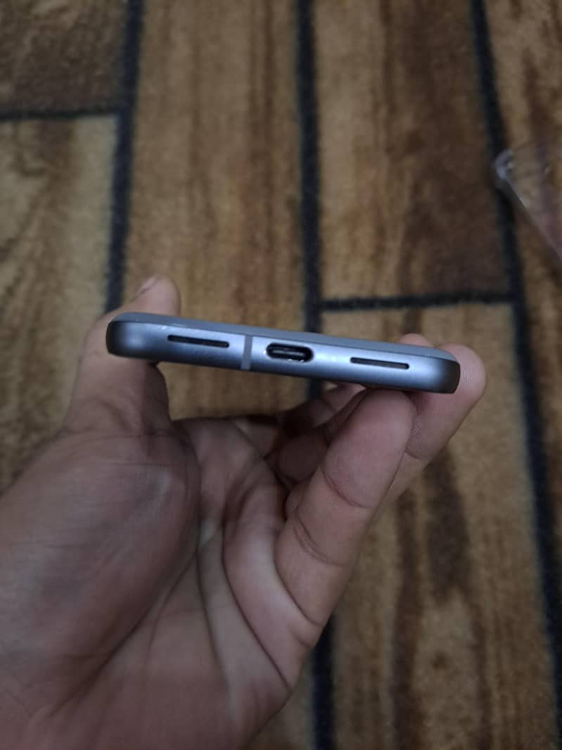Google Pixel 8 3
