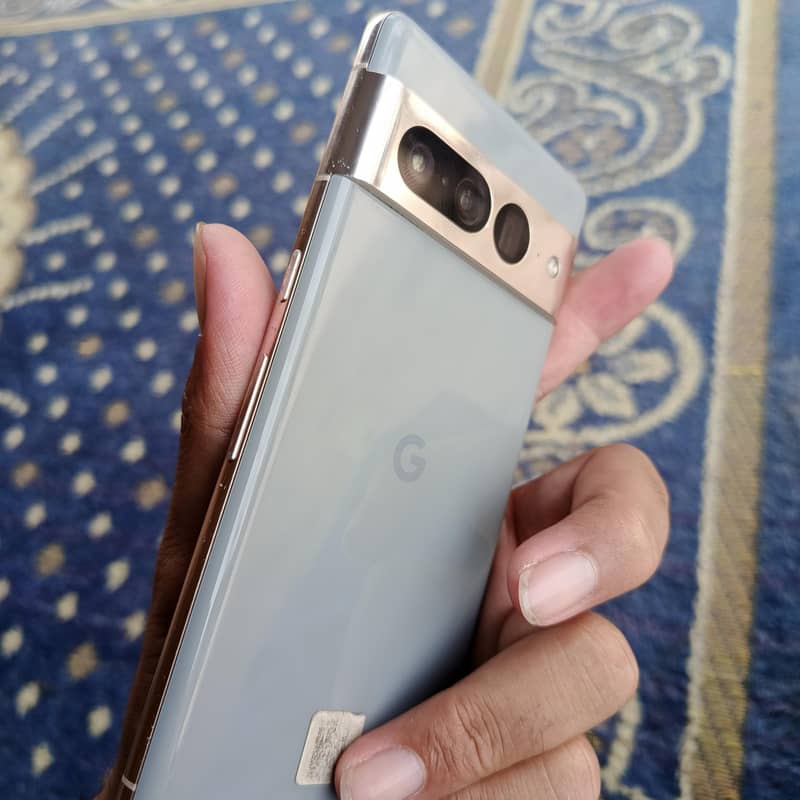 Google Pixel 7 Pro 2