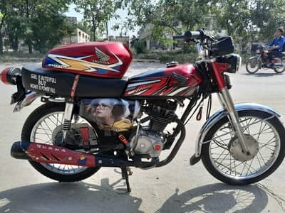 Honda 125 Lahore all punjab nbr 2020 model with duble saman