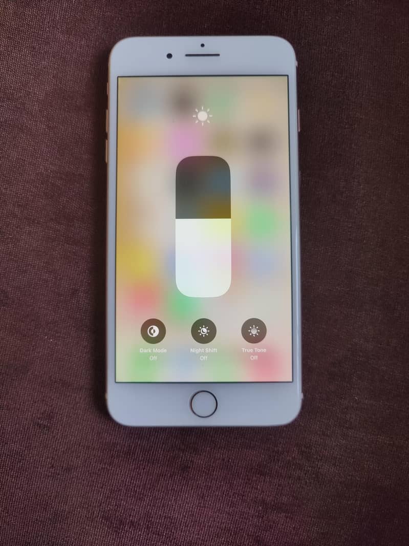 Apple iPhone 8 Plus 6