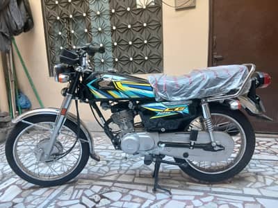 Honda CG 125 Black 2026