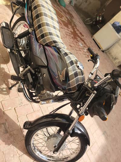 Honda pridor