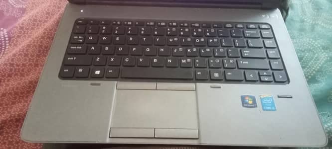 Hp ProBook 640 G1 | Intel core i5-4 | 8 GB Ram | 1 TB HDD + 120 SSD