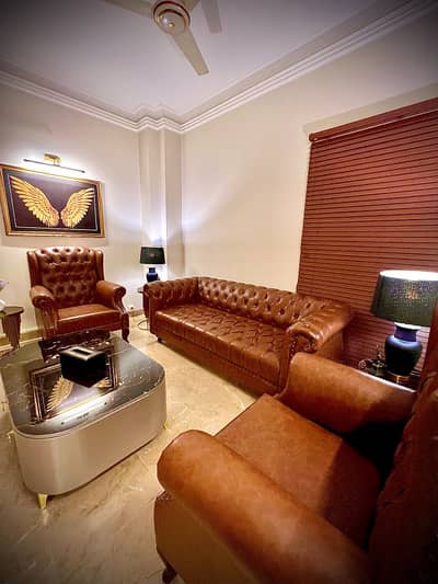 Per day apartment available luxury Furnished on f11