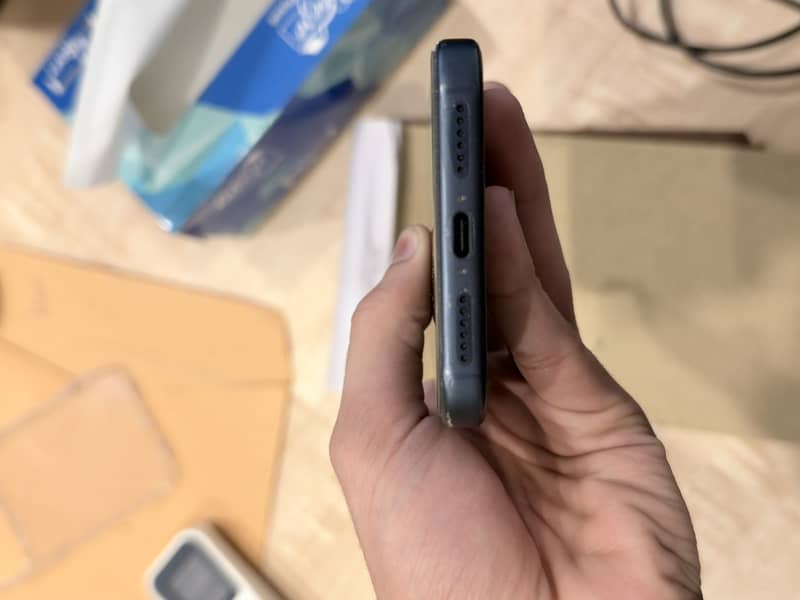 Apple iPhone 17 Pro Max 4
