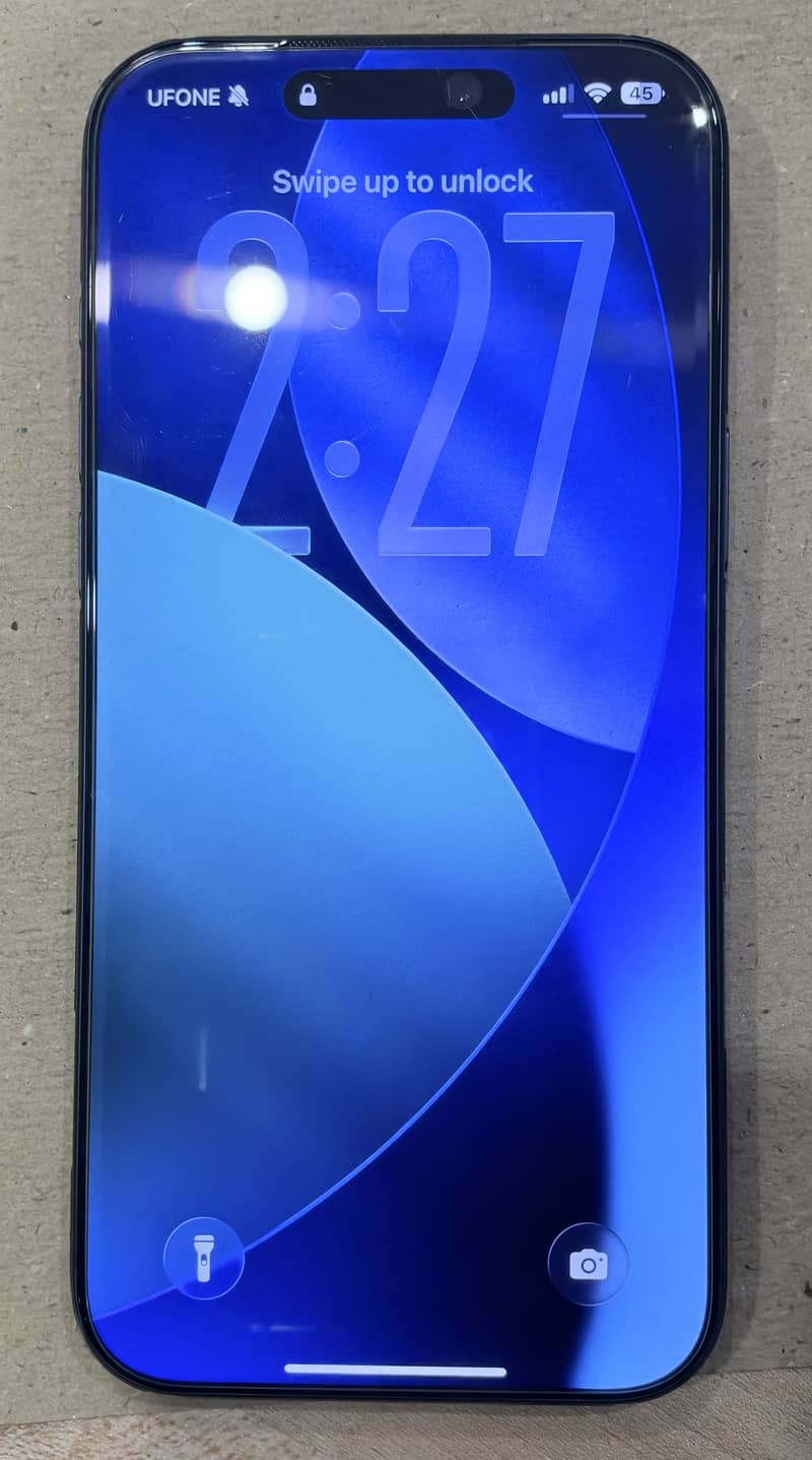Apple iPhone 17 Pro Max 5