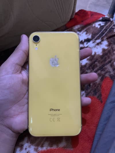 Apple iPhone XR