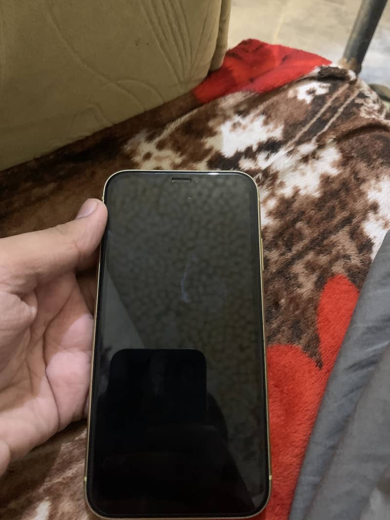 Apple iPhone XR 3