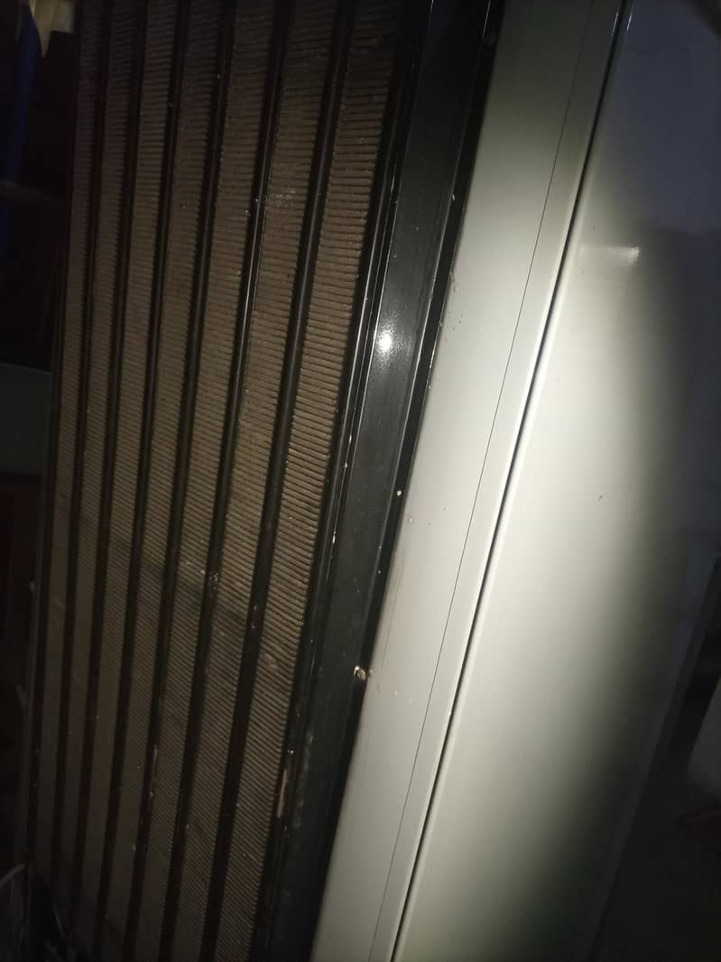 Refrigerator 1