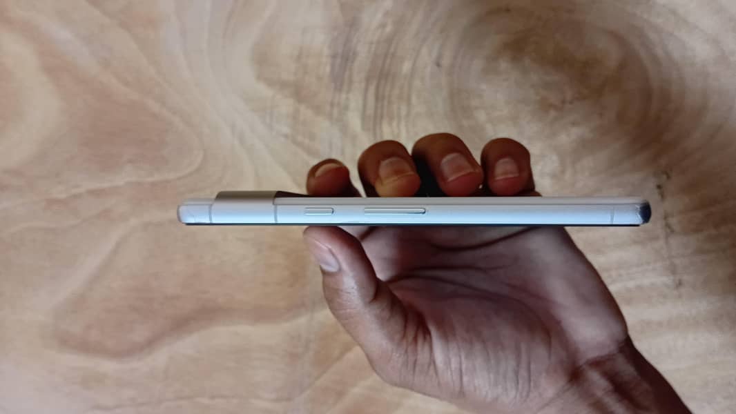 Google Pixel 7 3