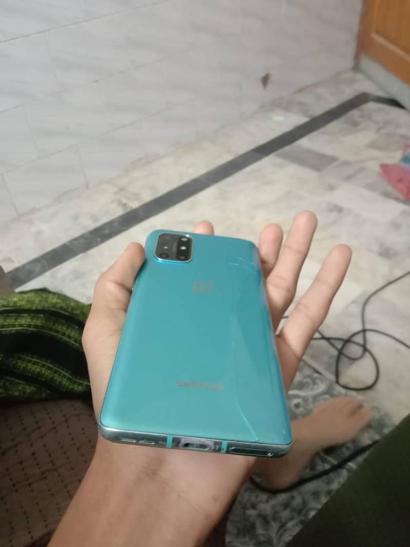 One Plus 8T 4