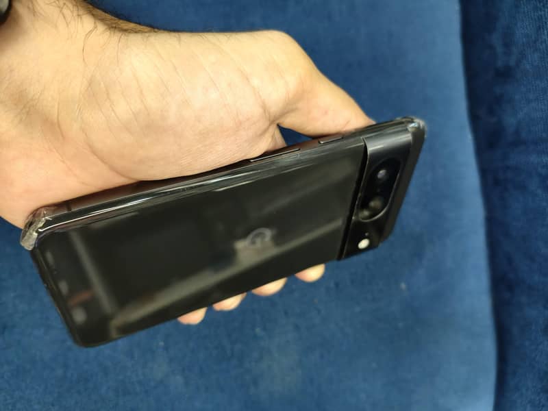 Google Pixel 8 7