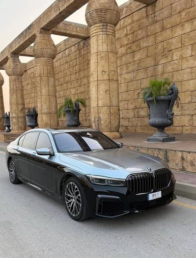 Rent A Car | BMW | Audi | V8 | Mercedes | Honda Civic | Land Cruiser