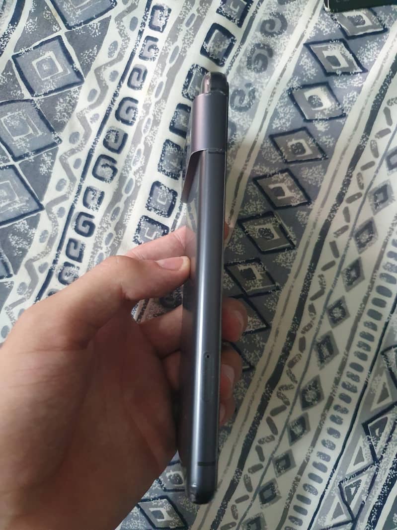 Google Pixel 8 3
