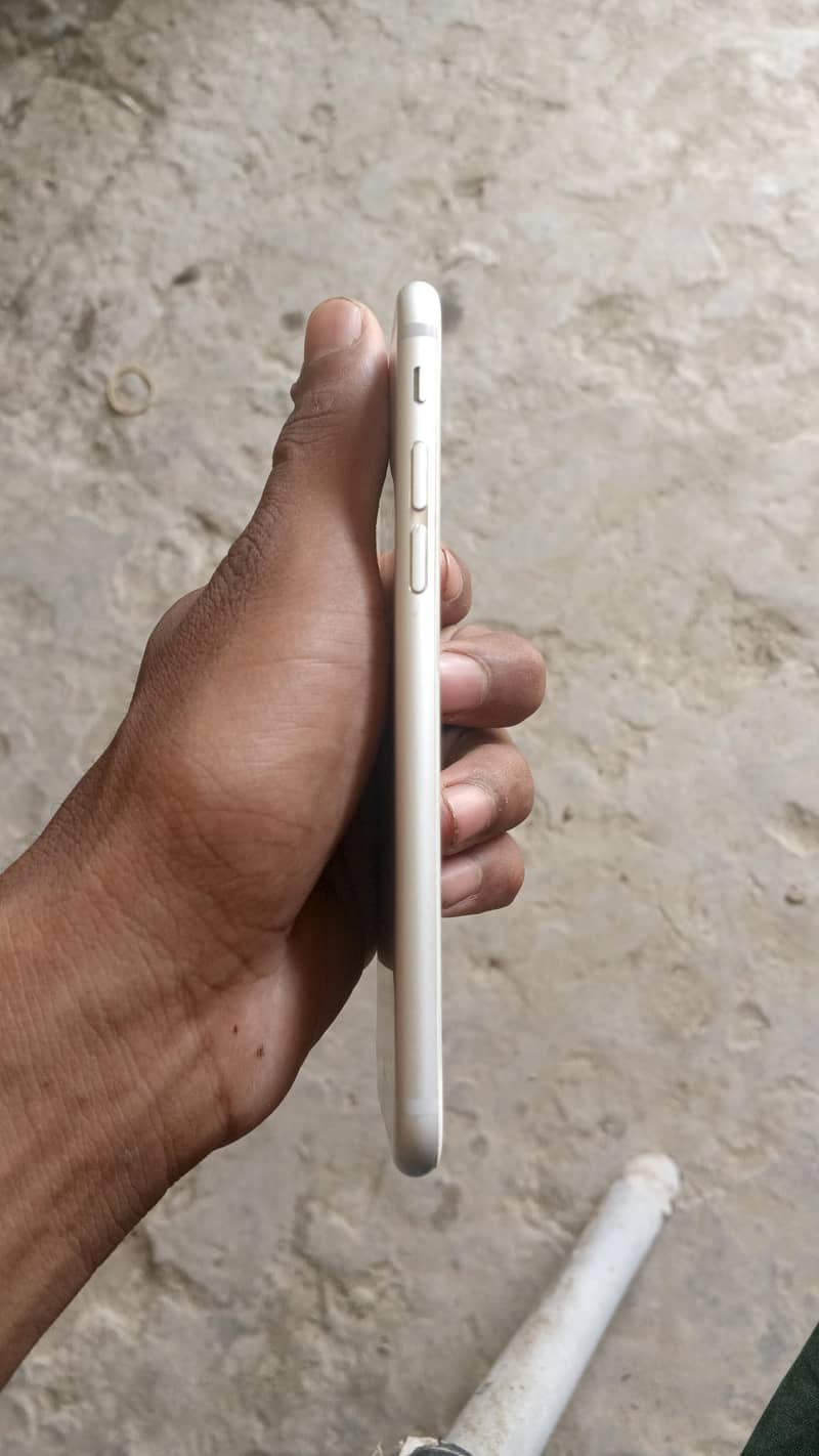 Apple iPhone 6 3