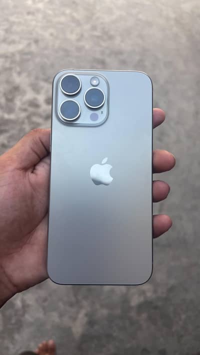 Apple iPhone 15 Pro Max