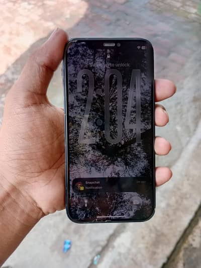 Apple iPhone 12