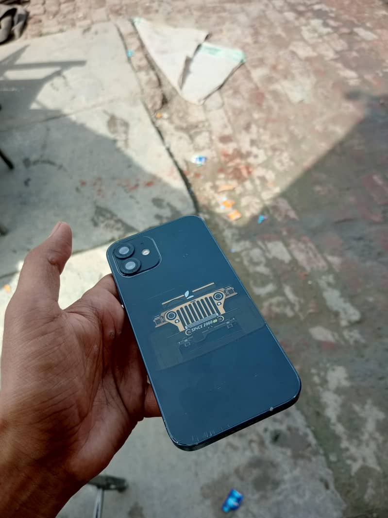 Apple iPhone 12 5
