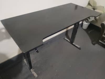 Gaming computer table like new
