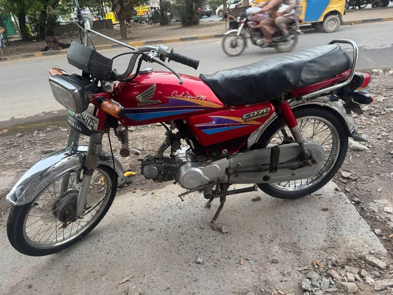 Honda cd70 3