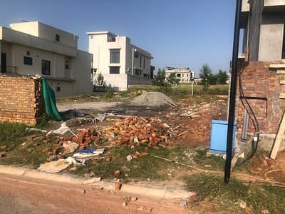 cheap 16 marla solid plot urgent sale Emaar DHA islamabad fr bk open