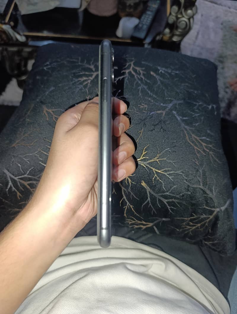 Apple iPhone 11 2