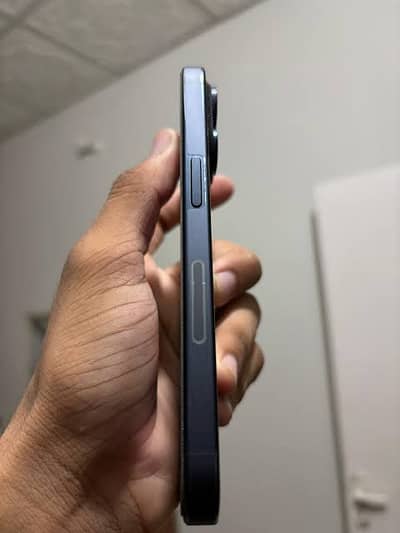 Apple iPhone 15