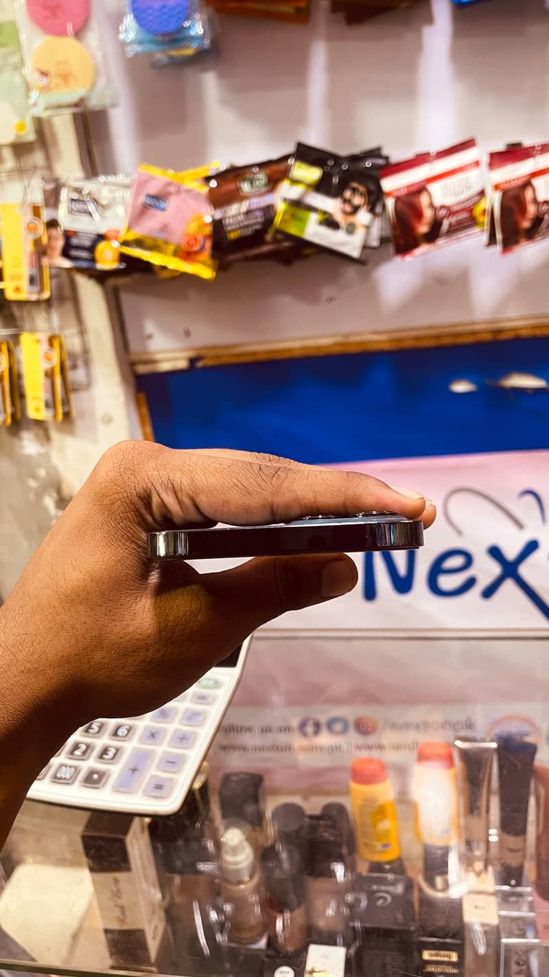 Apple iPhone 12 Pro Max 3