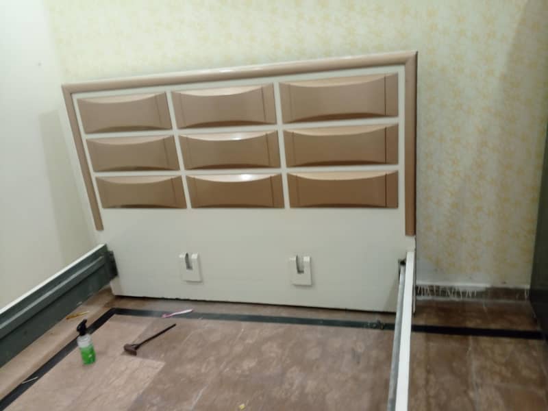 King size bed 3