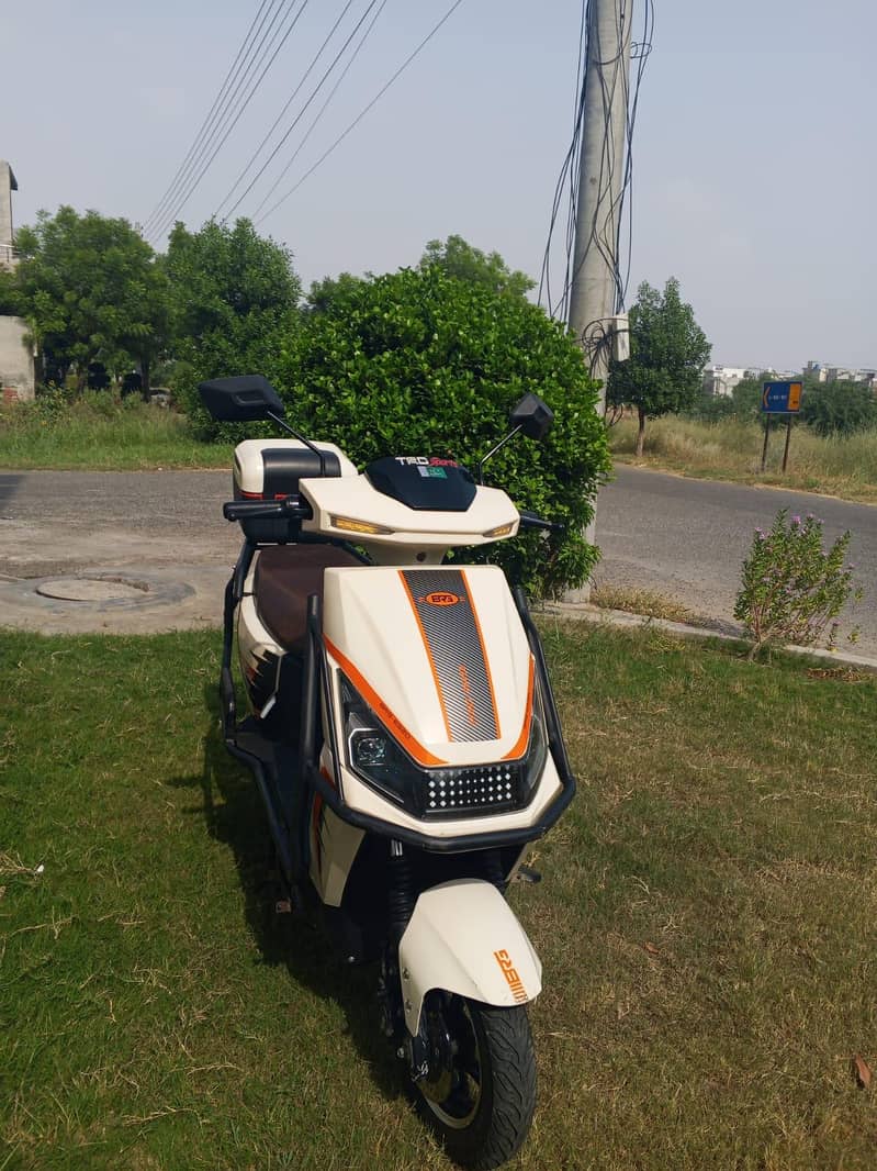 charging scooti 0