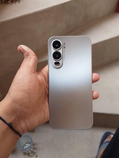 Itel City 200