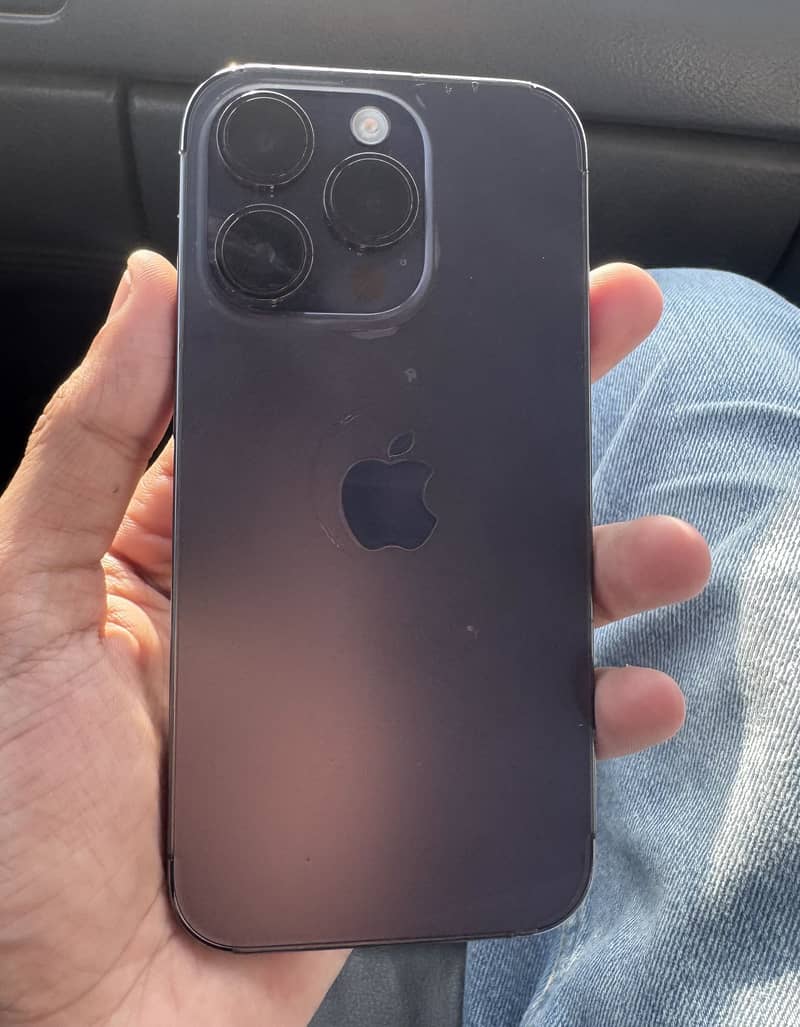 Apple iPhone 14 Pro 2