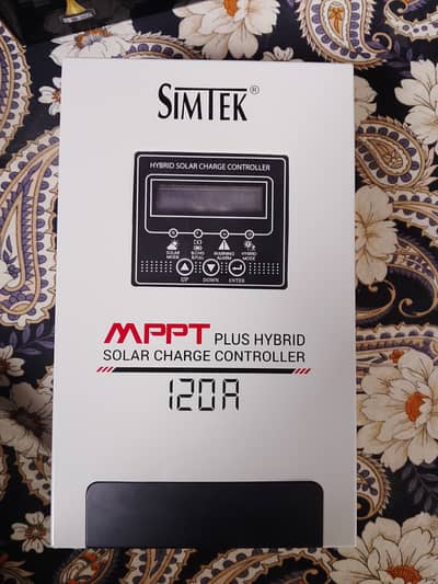 SIMTEK 120 ampere charge controller