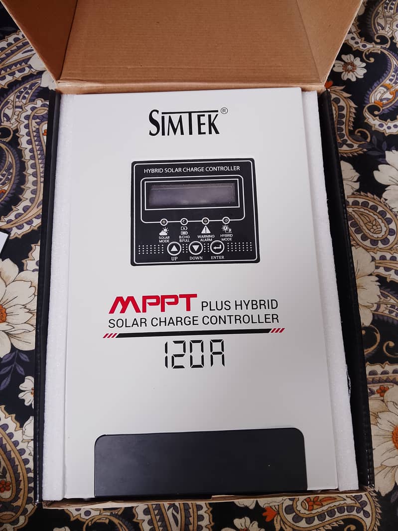 SIMTEK 120 ampere charge controller 4