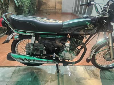 Honda CG 125 2022/23 black Low mileage