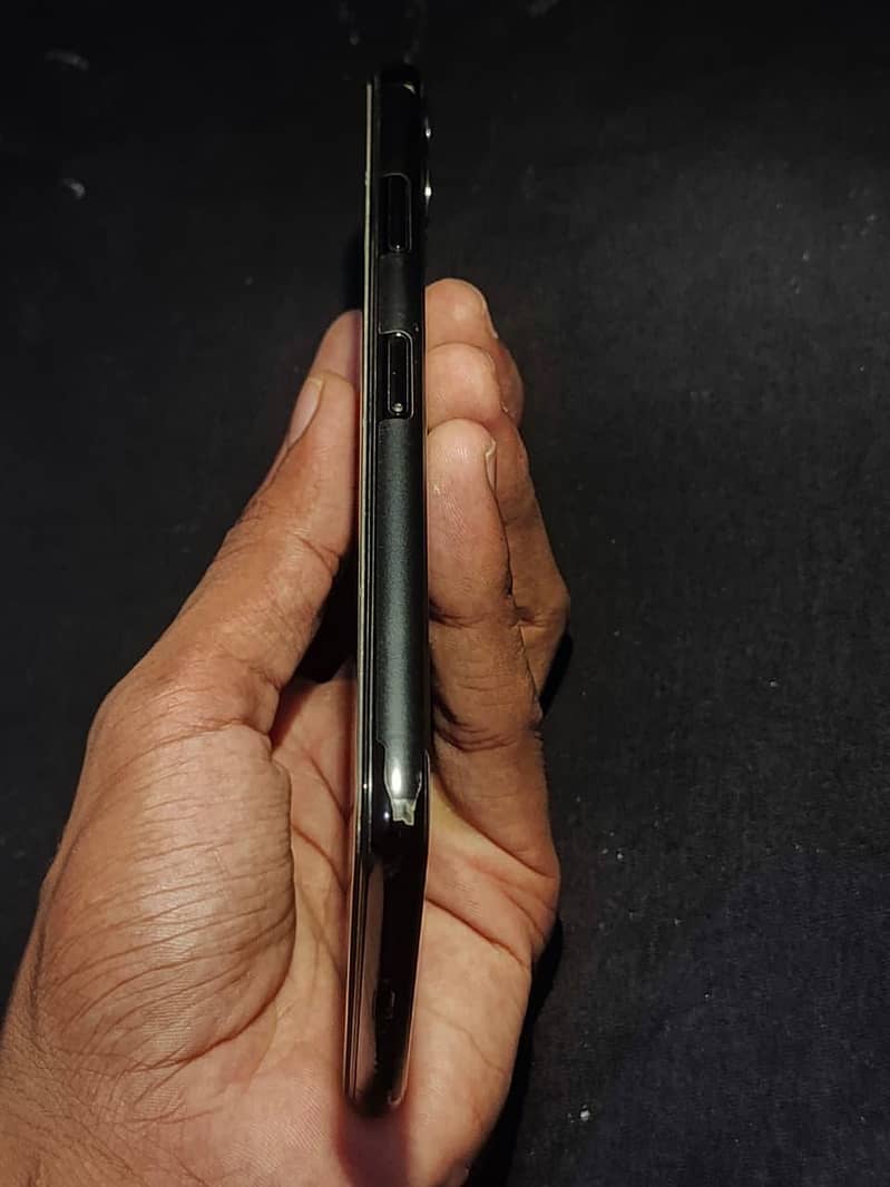 Apple iPhone 11 Pro Max 1