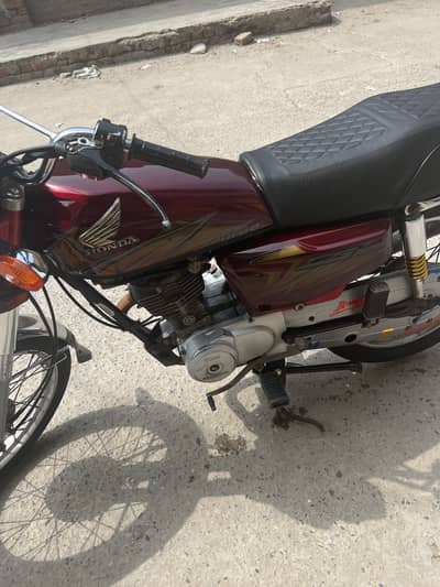 Honda 125 Saad condition bht kam chala ha