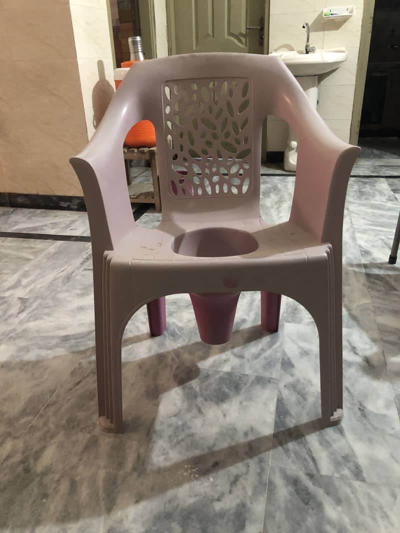 Commode chair 1