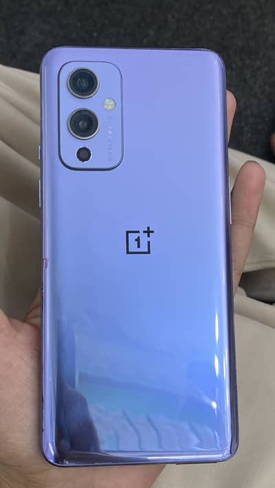 One Plus 9 5G c pid 12/256 back change