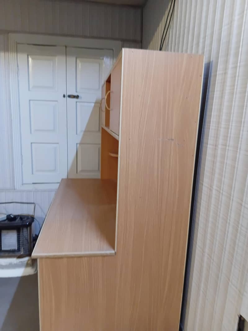 computer table 2
