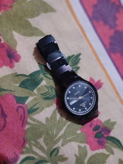 fitran watch sirf 8 din use howi hy screch less nai lgta bikol new hy
