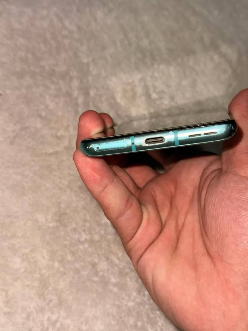 One Plus 8T 1