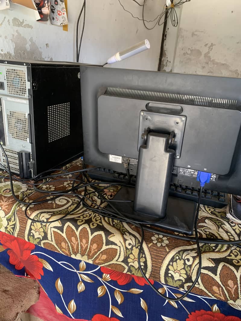 Dell i5 4th generation 4