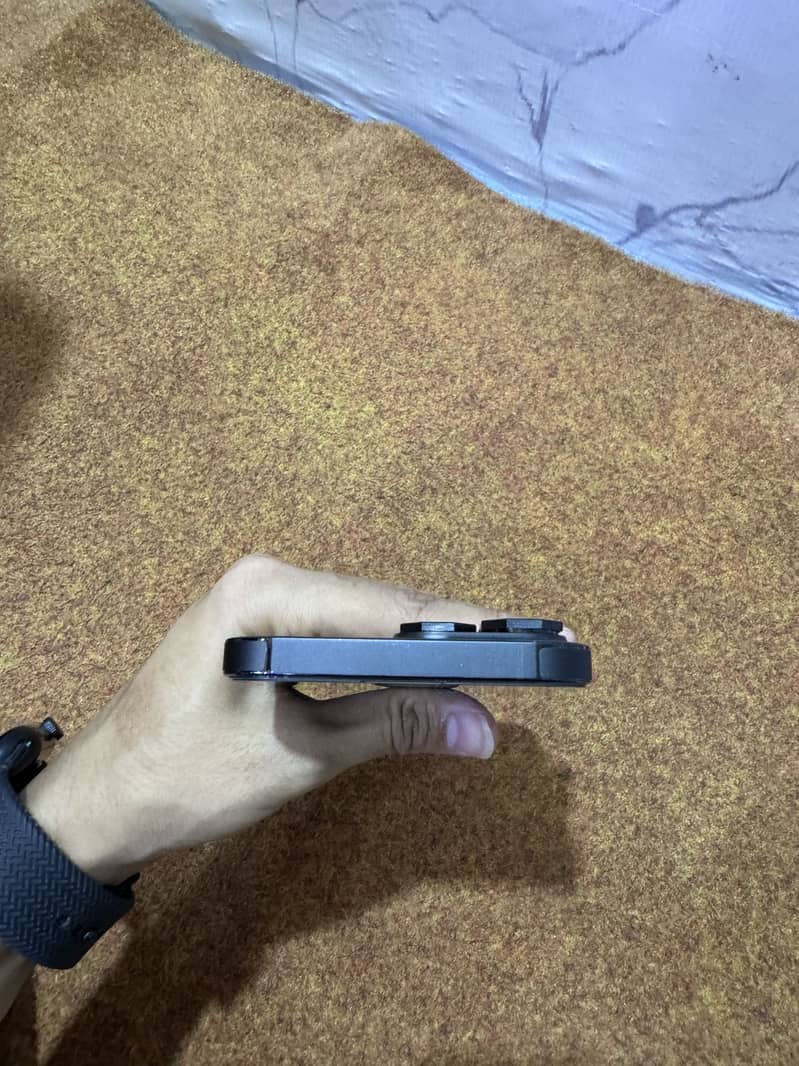 Apple iPhone 14 Pro Max 2
